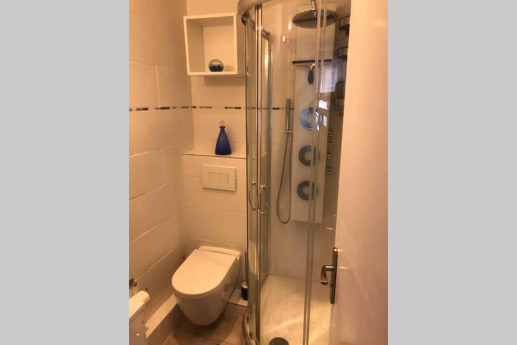 La Petite Oasis, Newly Renovated * Toulon
